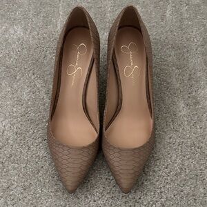 Jessica Simpson Tan Faux Snakeskin Textured Heels